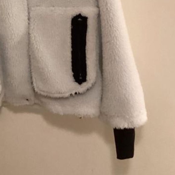 Montalvo Coat - Picture 6 of 14